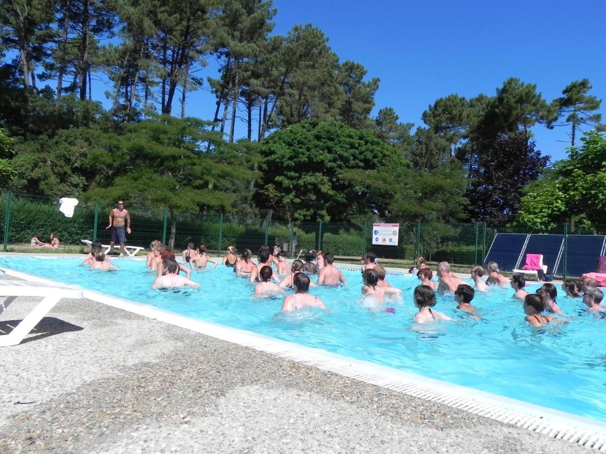 Village vacances les Chênes de Léon Exterior foto